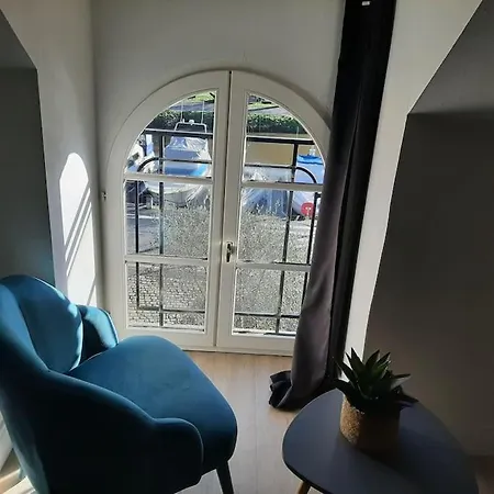 Souslestoits 4 Etoiles Apartment *